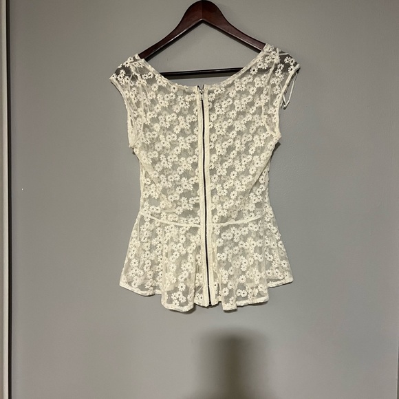 American Eagle sheer blouse size small - Picture 2 of 5